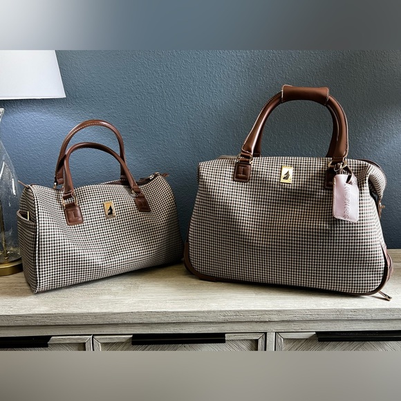 London Fog Handbags - London Fog Brown Houndstooth Travel Bag Set